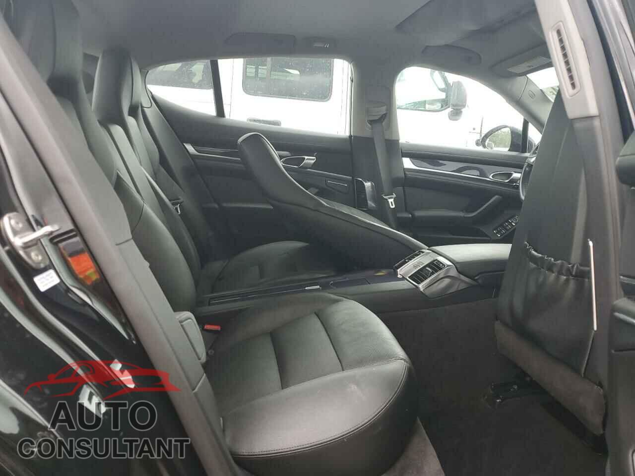 PORSCHE PANAMERA 2012 - WP0AA2A79CL071709