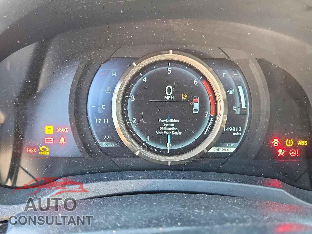 LEXUS IS 2017 - JTHBA1D28H5051055