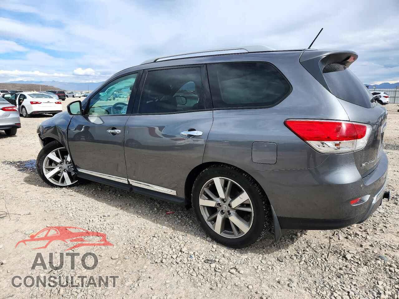 NISSAN PATHFINDER 2015 - 5N1AR2MM8FC611920