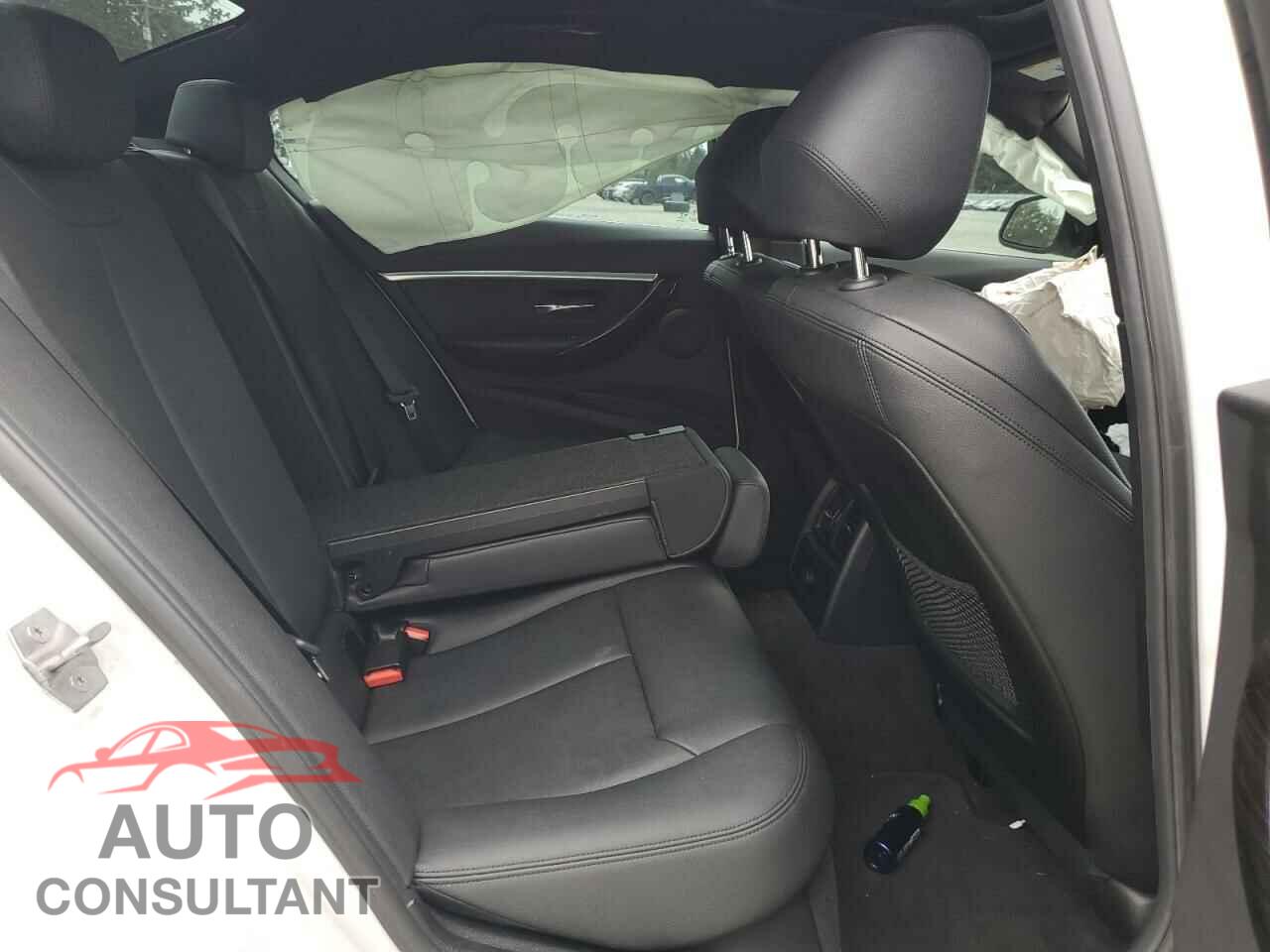 BMW 3 SERIES 2018 - WBA8D9C58JEM31741