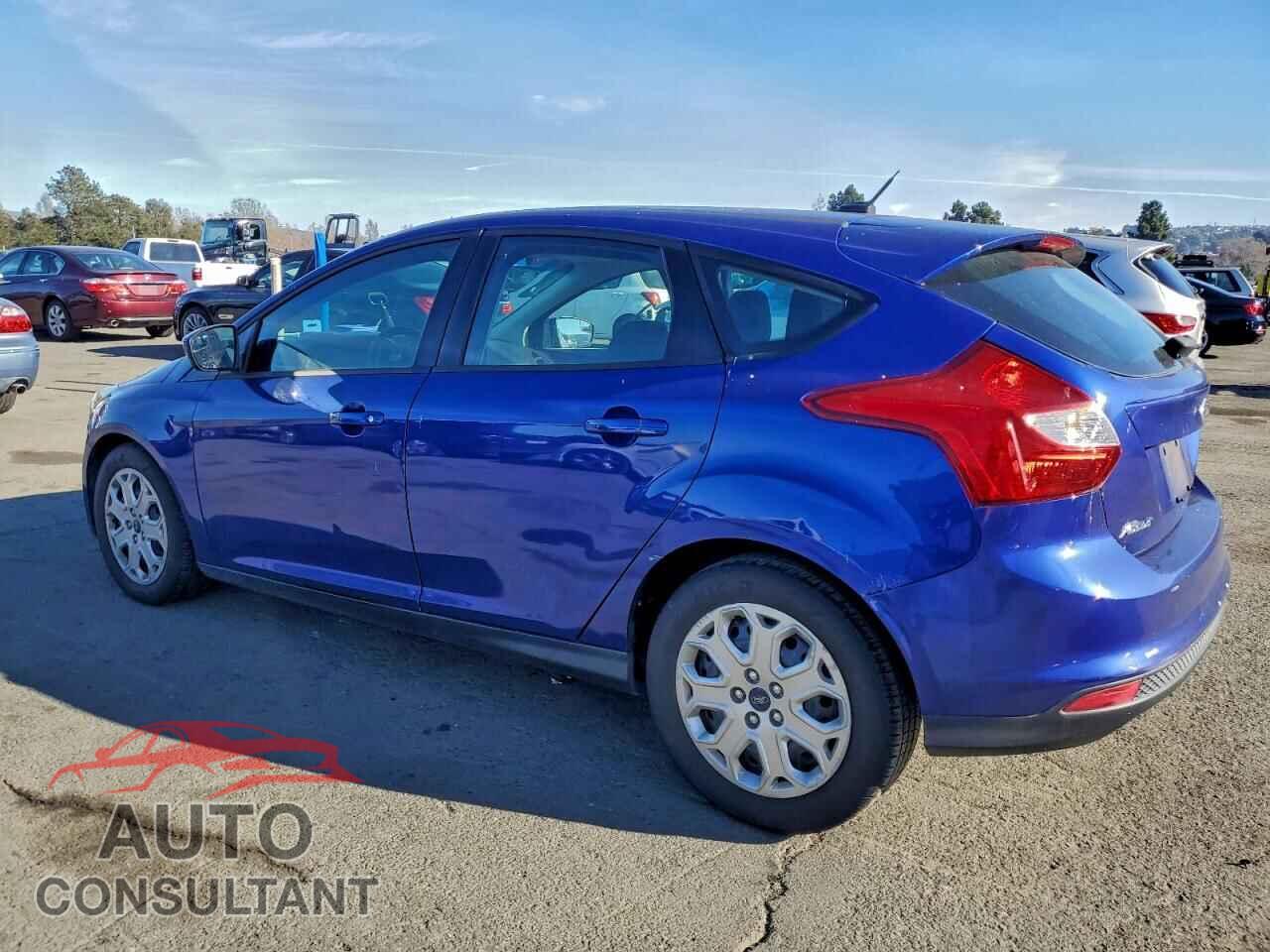 FORD FOCUS 2012 - 1FAHP3K29CL302359