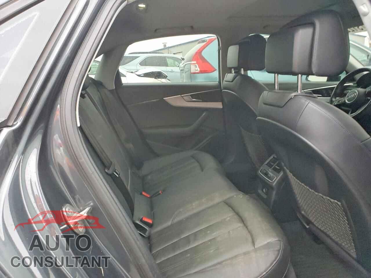 AUDI A4 2017 - WAUANAF45HN021413
