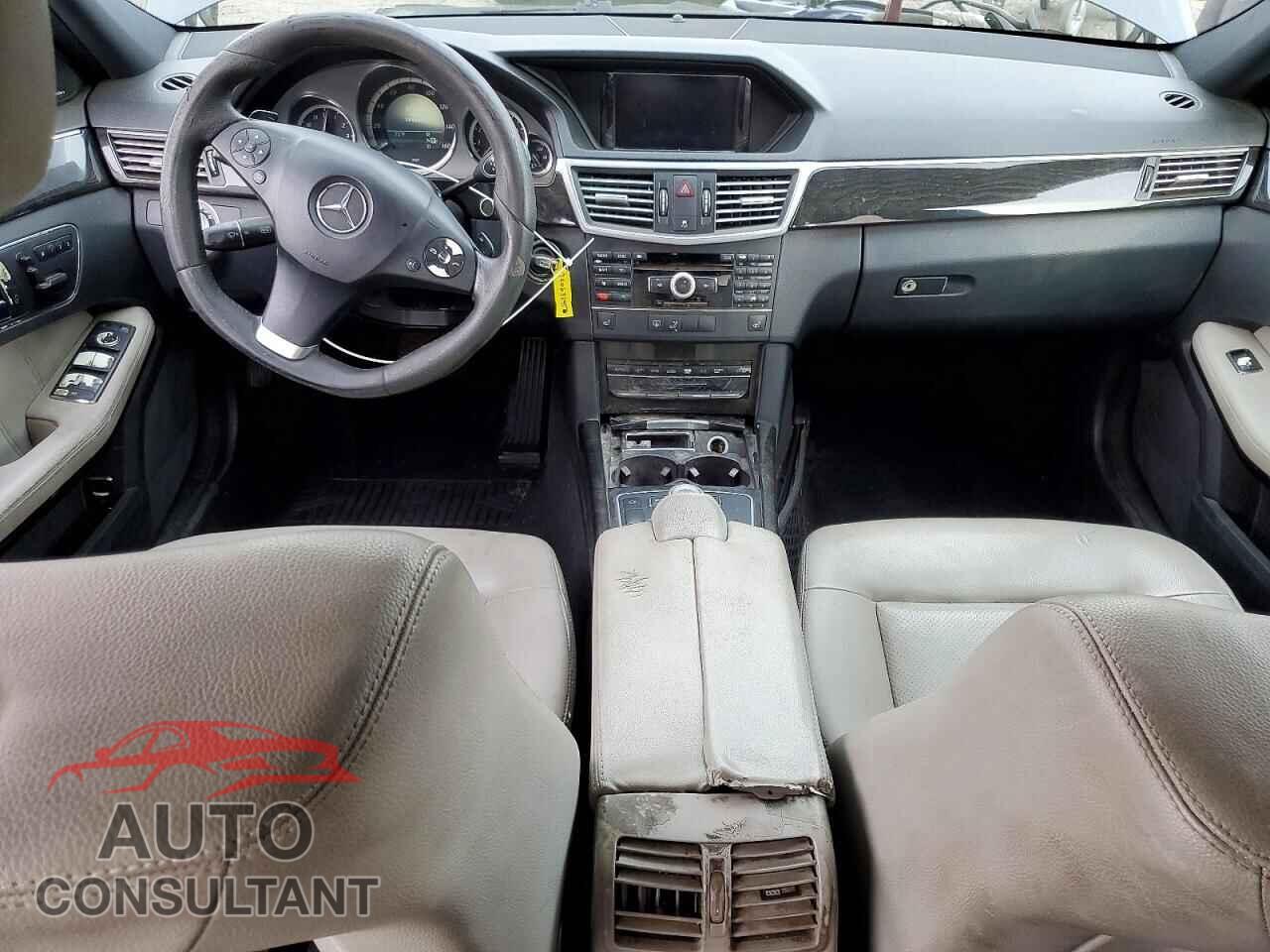 MERCEDES-BENZ E-CLASS 2010 - WDDHF5GB5AA071704
