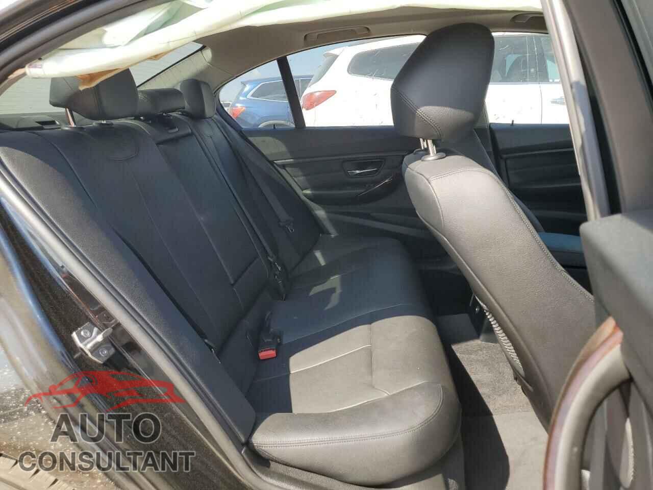 BMW 3 SERIES 2015 - WBA3A5G52FNS84281