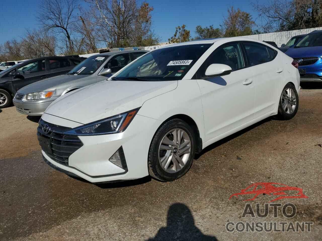 HYUNDAI ELANTRA 2020 - 5NPD84LF5LH520932