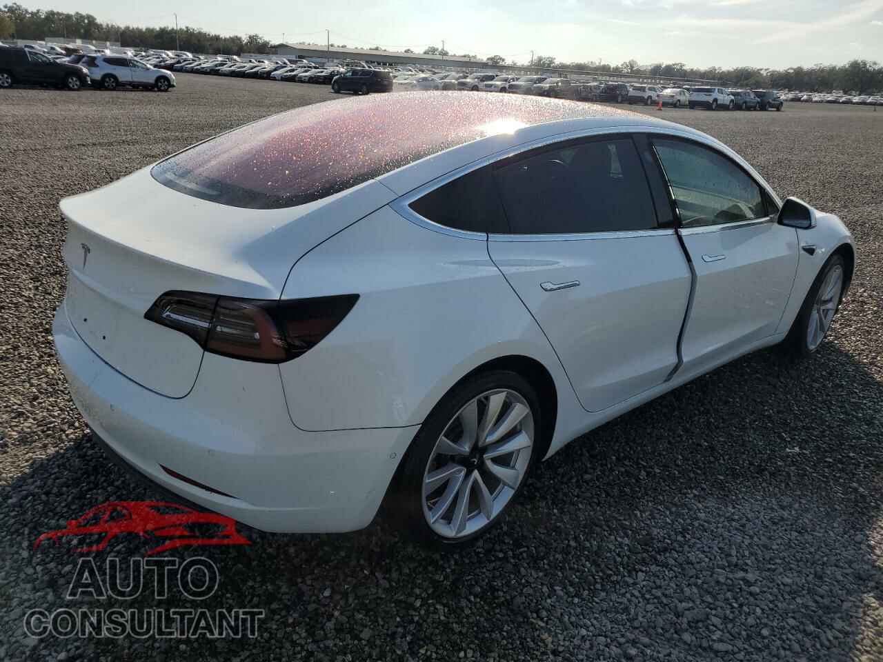 TESLA MODEL 3 2018 - 5YJ3E1EA4JF033012