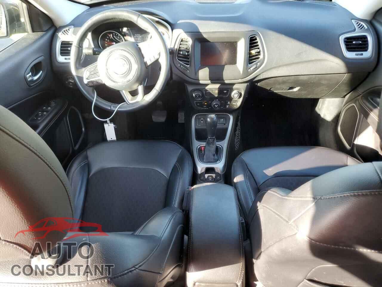 JEEP COMPASS 2017 - 3C4NJCBB9HT632805