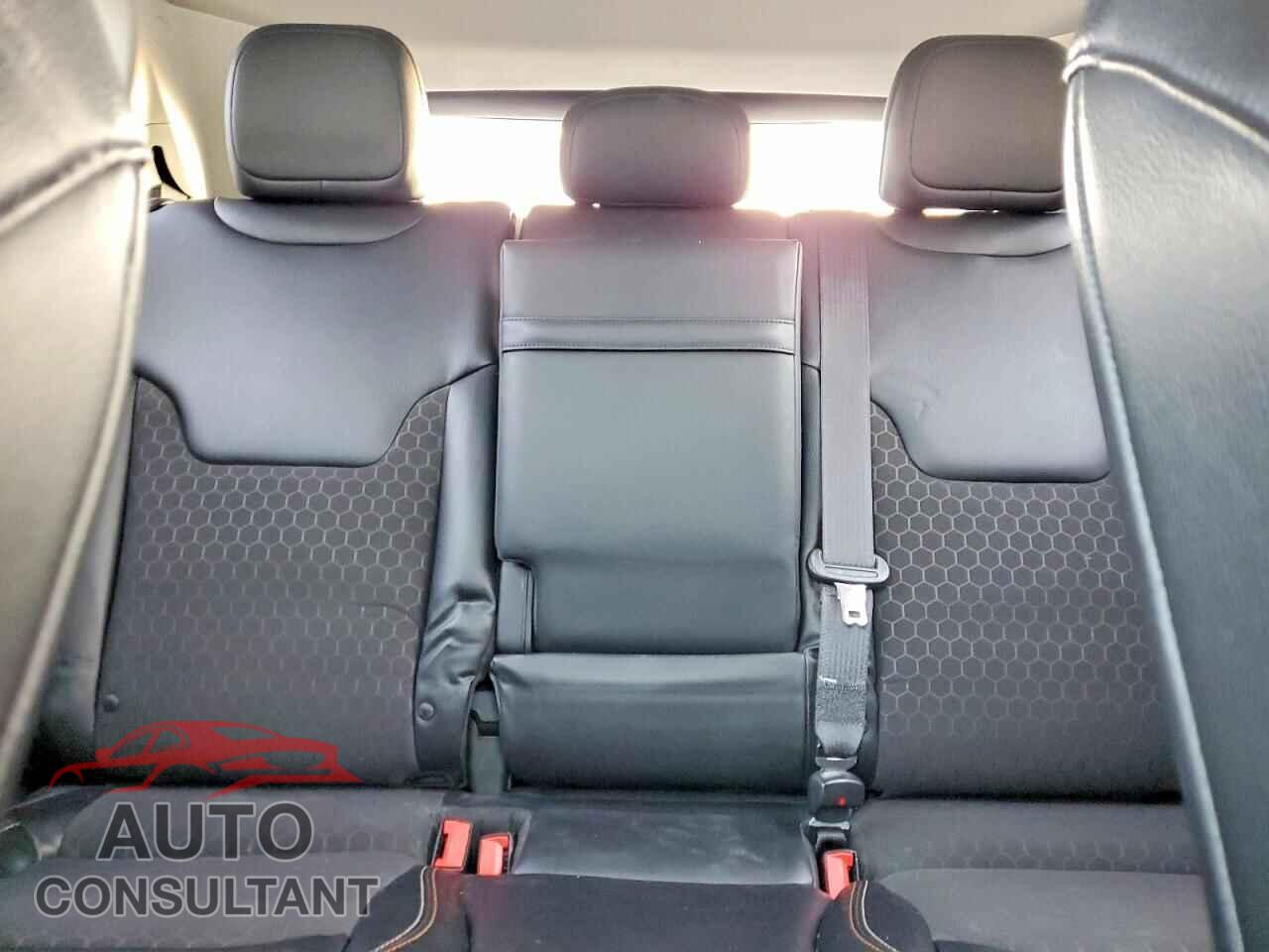 JEEP COMPASS 2018 - 3C4NJDBB7JT185077