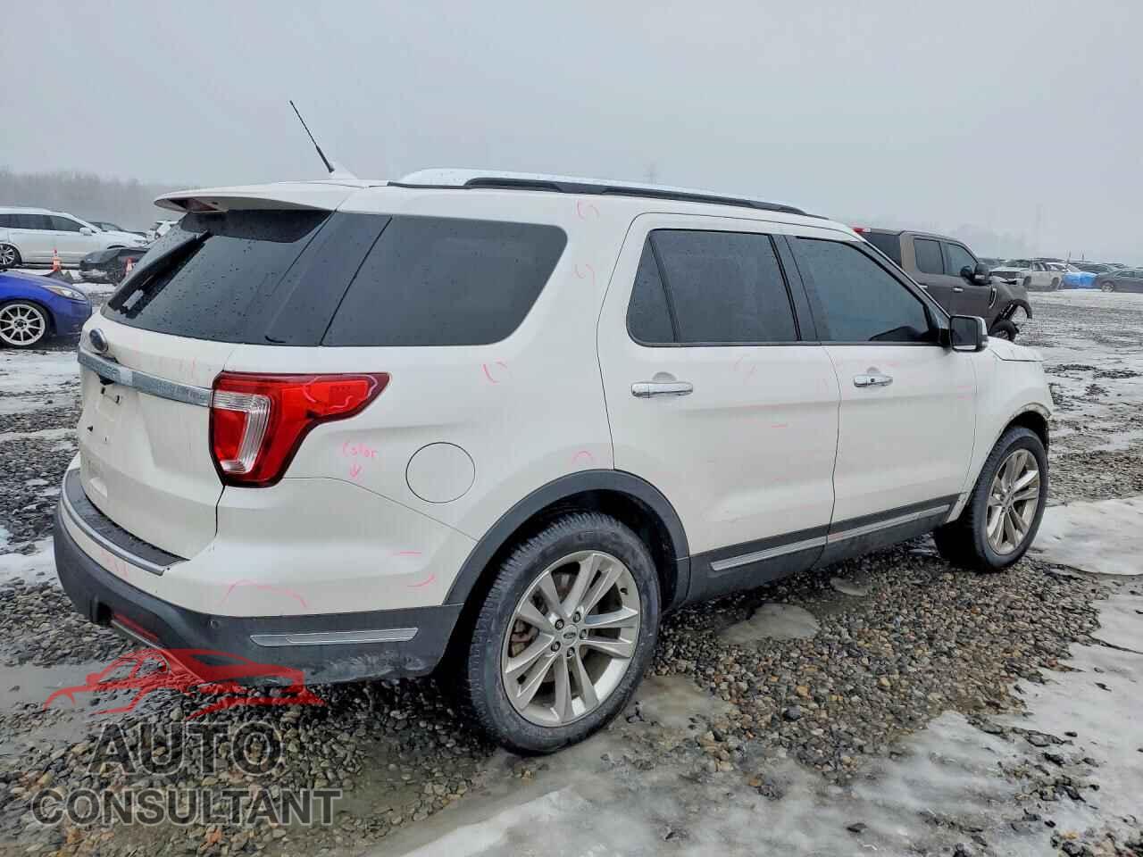 FORD EXPLORER 2018 - 1FM5K7F8XJGB26523