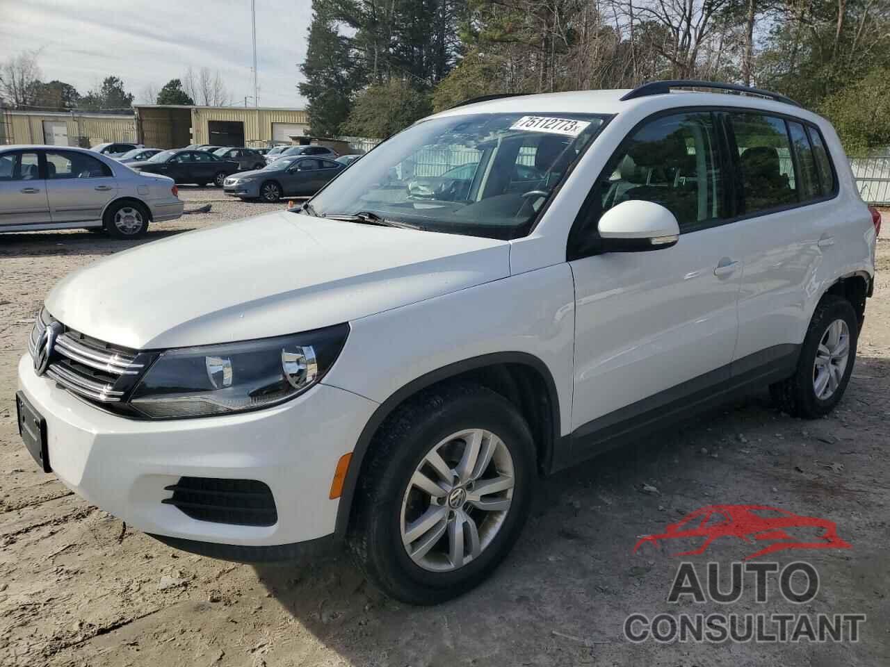 VOLKSWAGEN TIGUAN 2017 - WVGBV7AX8HK019745