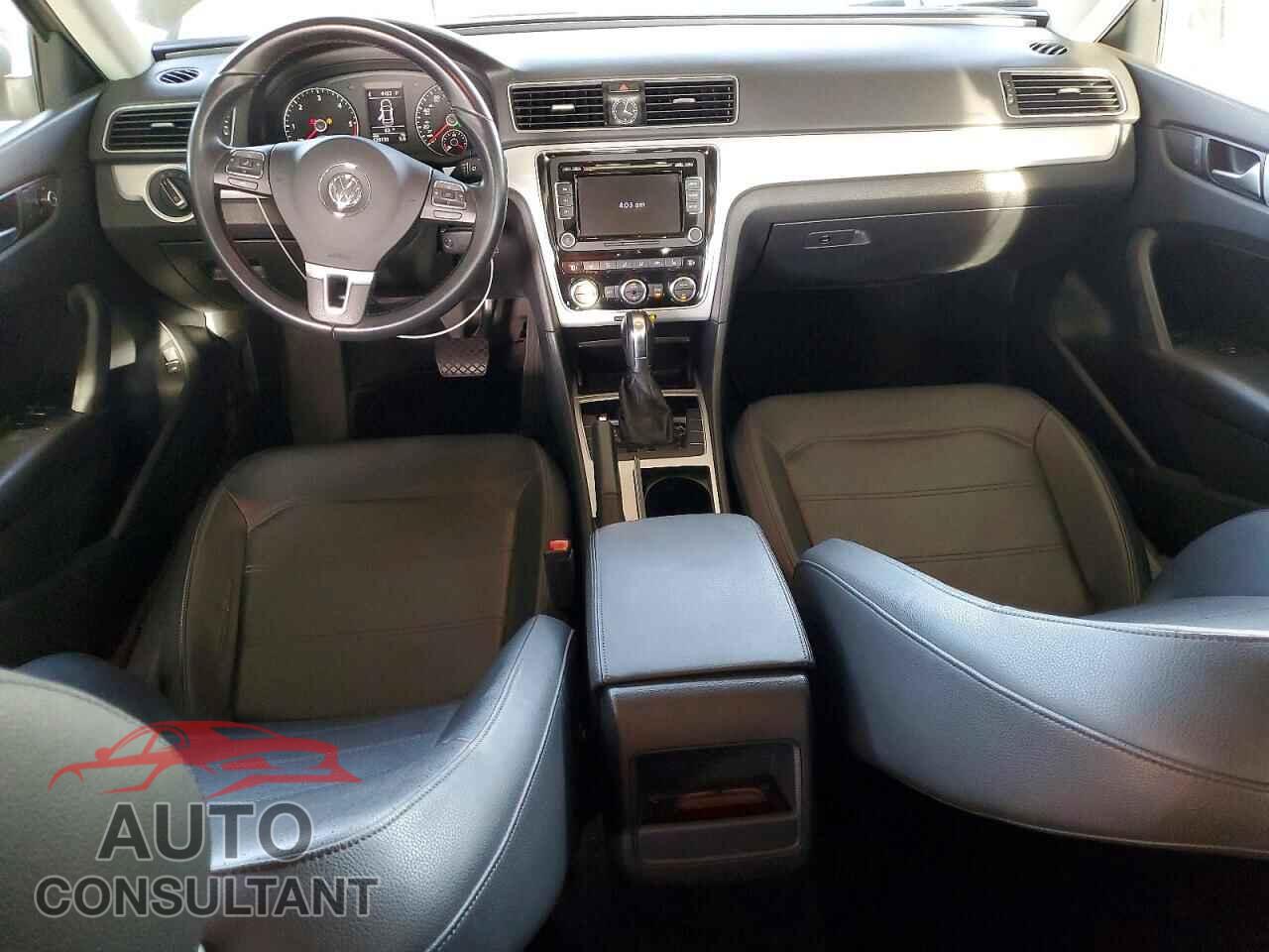 VOLKSWAGEN PASSAT 2012 - 1VWBN7A31CC079433