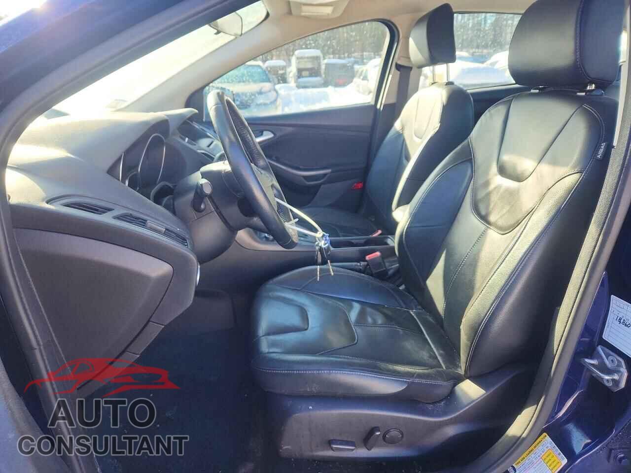 FORD FOCUS 2016 - 1FADP3F2XGL307617