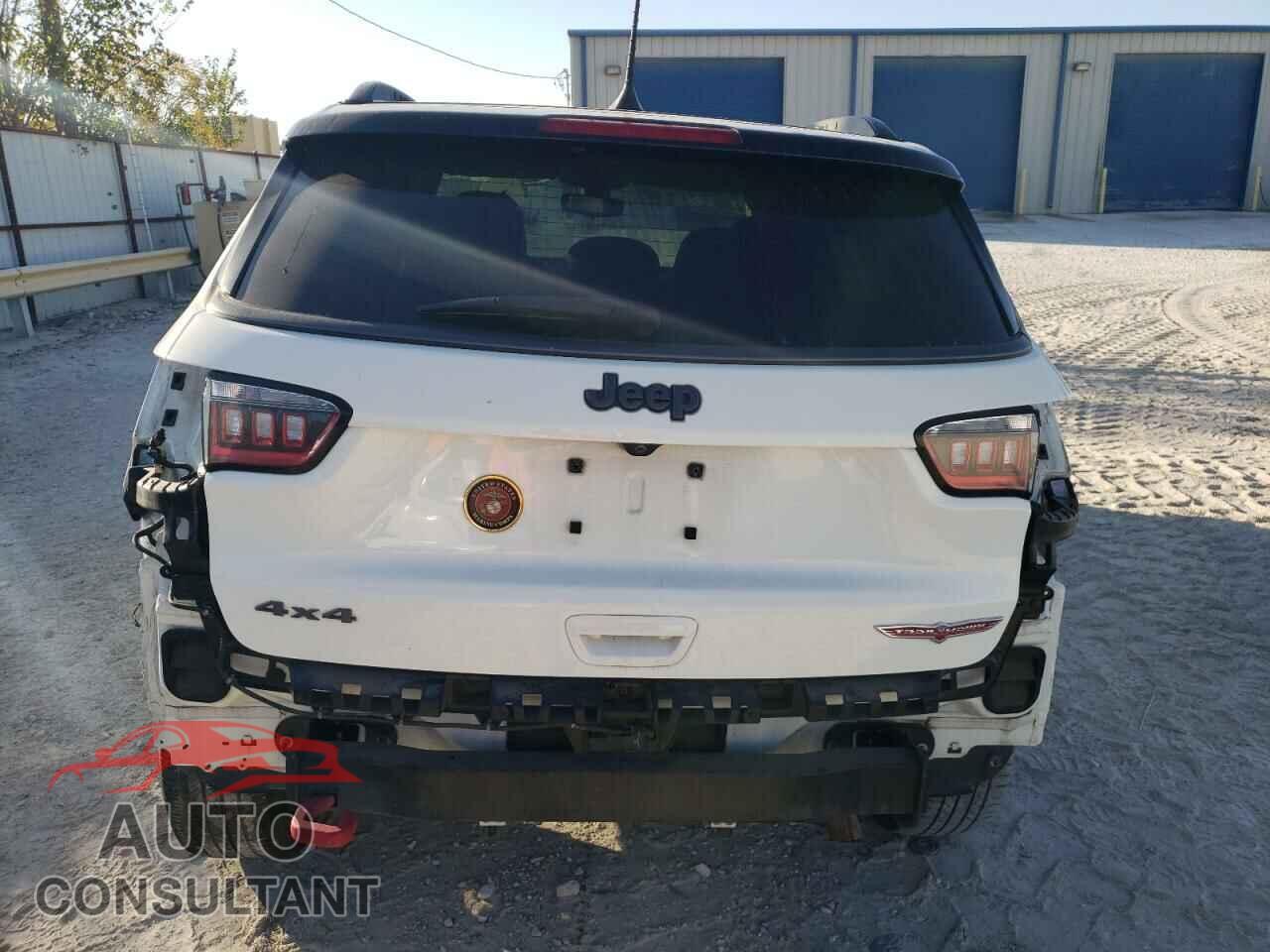 JEEP COMPASS 2017 - 3C4NJDDB0HT674542