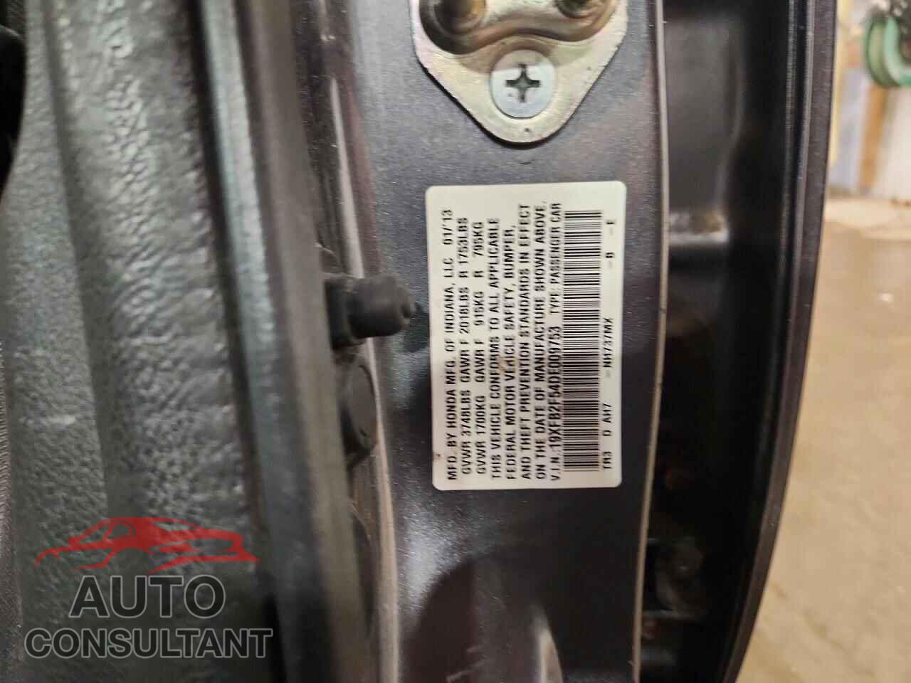 HONDA CIVIC 2013 - 19XFB2F54DE009753