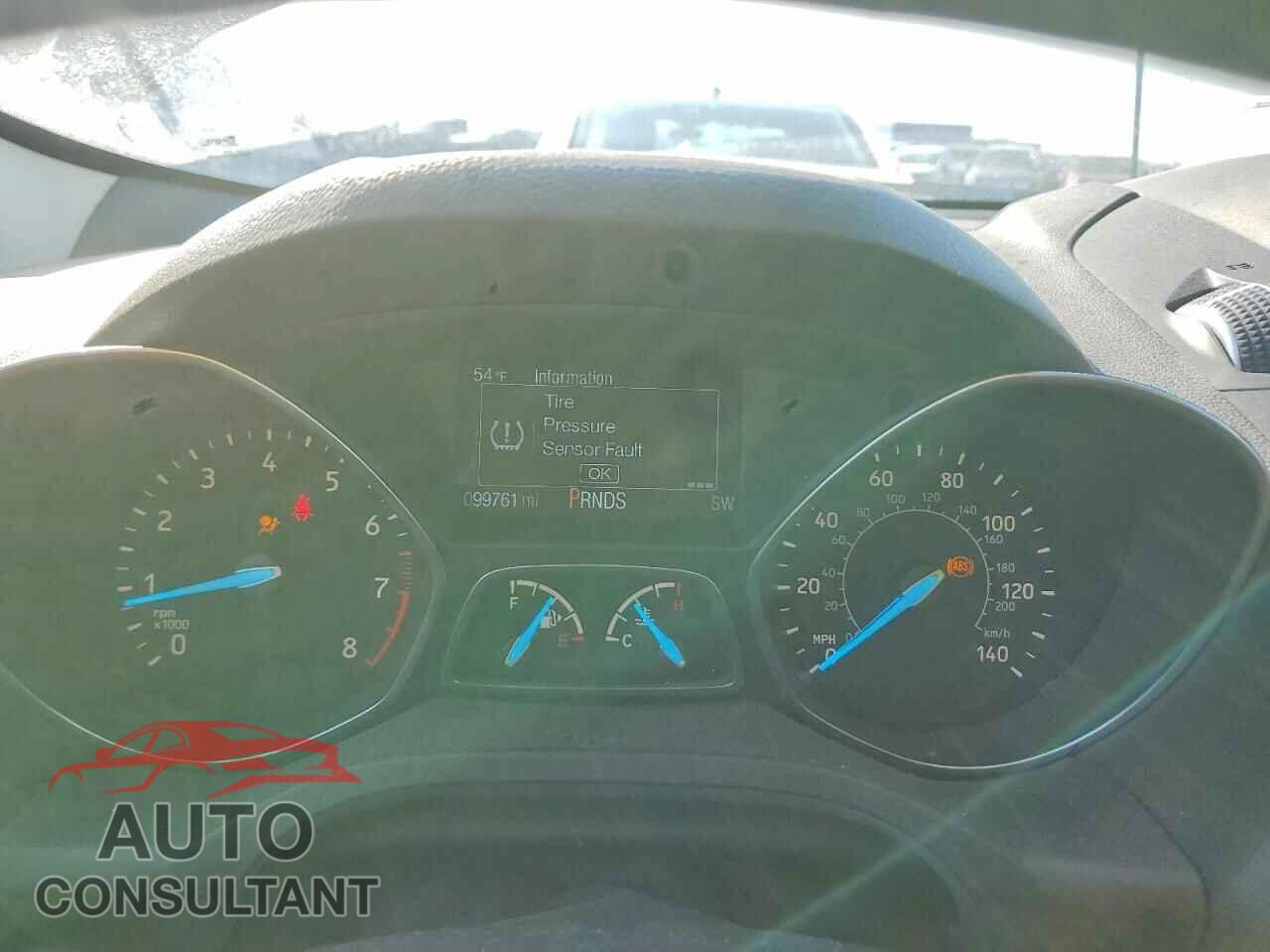 FORD ESCAPE 2018 - 1FMCU9HD3JUD49012