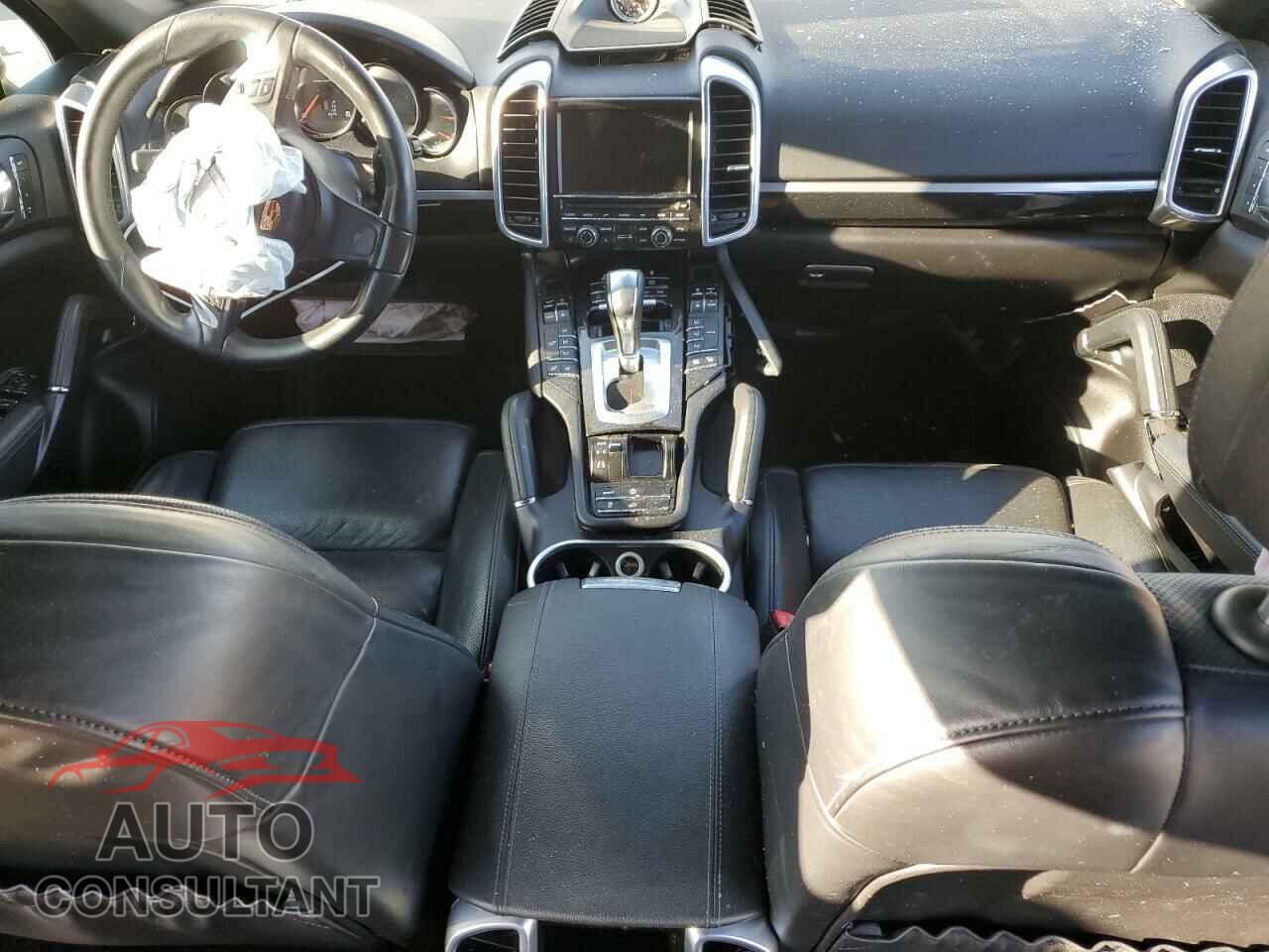 PORSCHE CAYENNE 2013 - WP1AA2A24DLA01801
