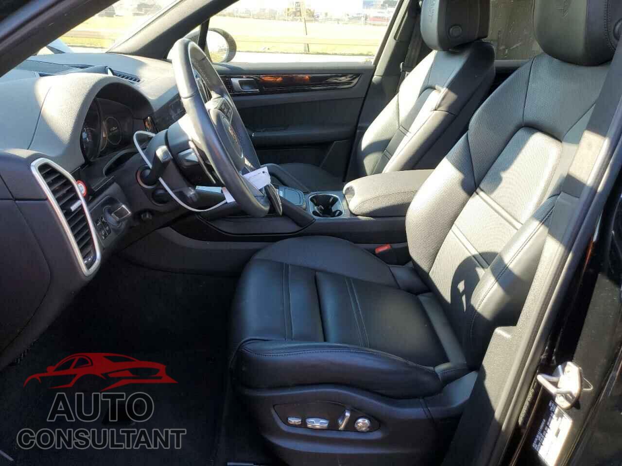 PORSCHE CAYENNE 2021 - WP1AA2AY1MDA10177