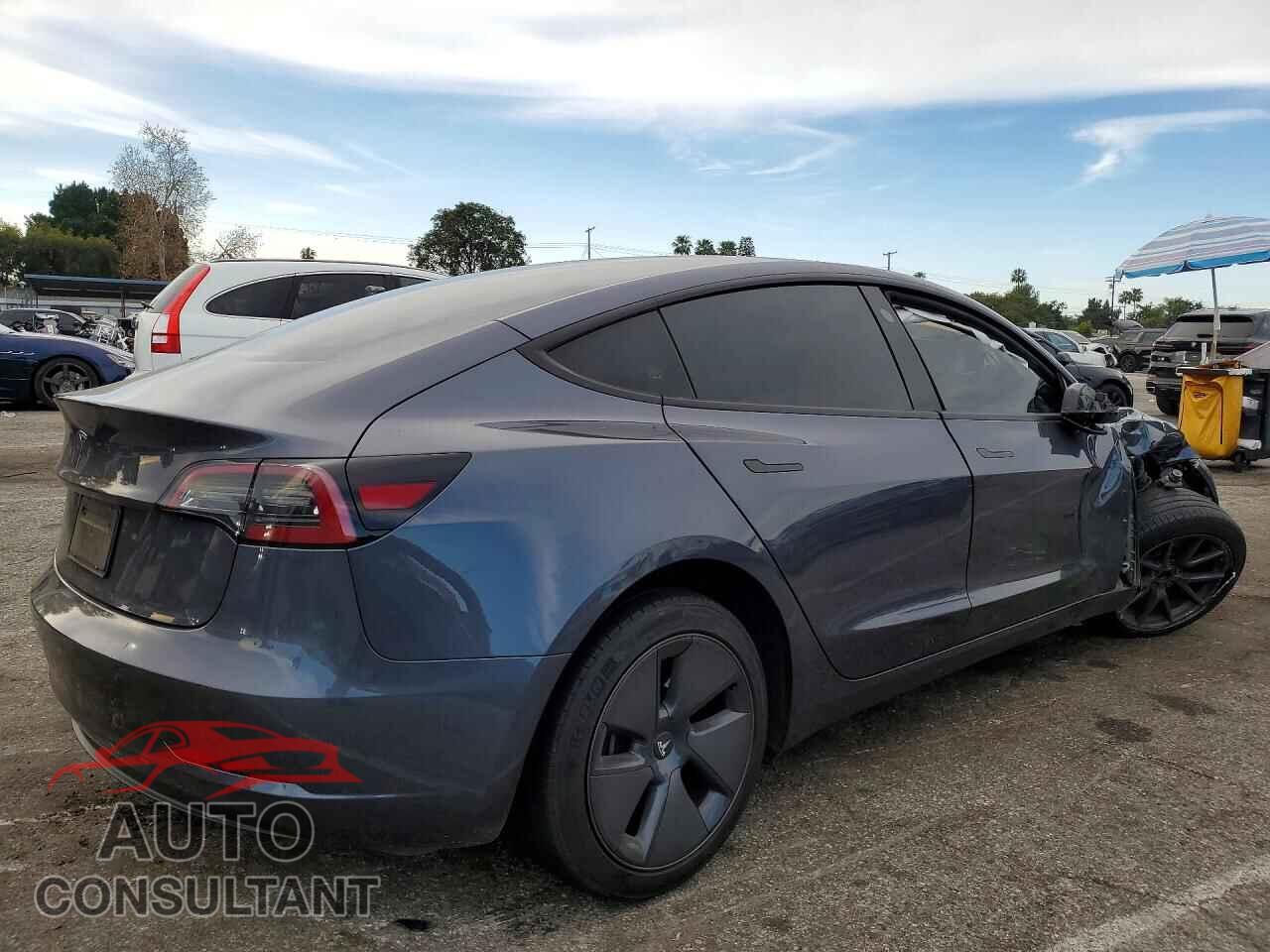 TESLA MODEL 3 2023 - 5YJ3E1EA1PF660839
