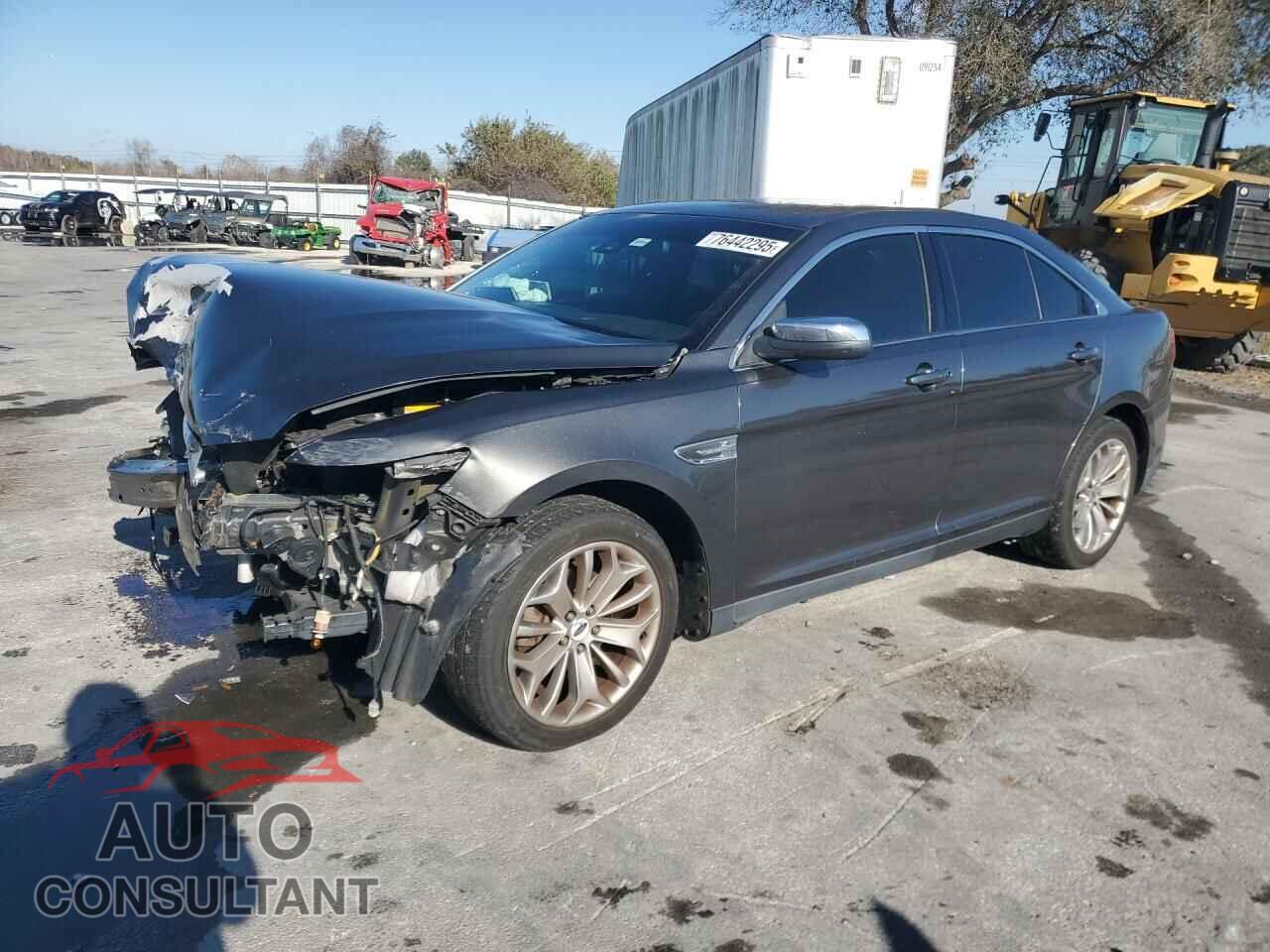 FORD TAURUS 2017 - 1FAHP2F89HG114935