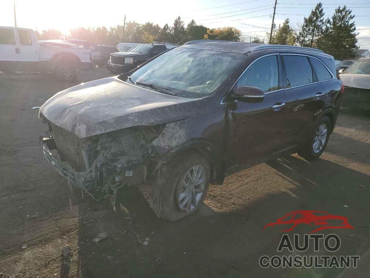 KIA SORENTO 2018 - 5XYPGDA52JG407776