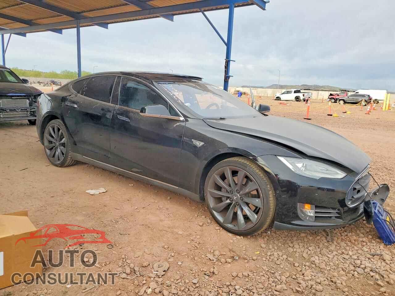 TESLA MODEL S 2015 - 5YJSA4H19FF083920