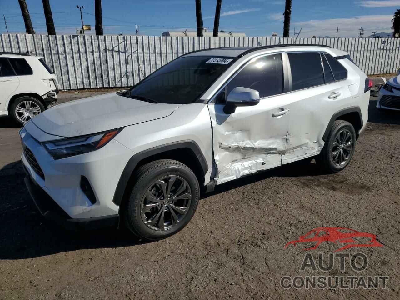 TOYOTA RAV4 2023 - JTMB6RFV7PD115194