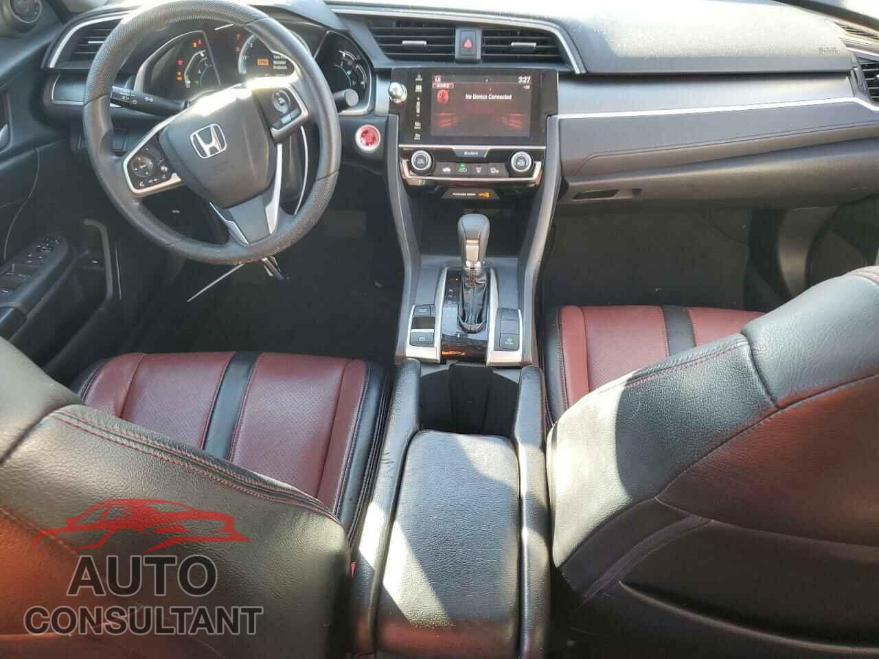 HONDA CIVIC 2018 - 2HGFC2F79JH525915
