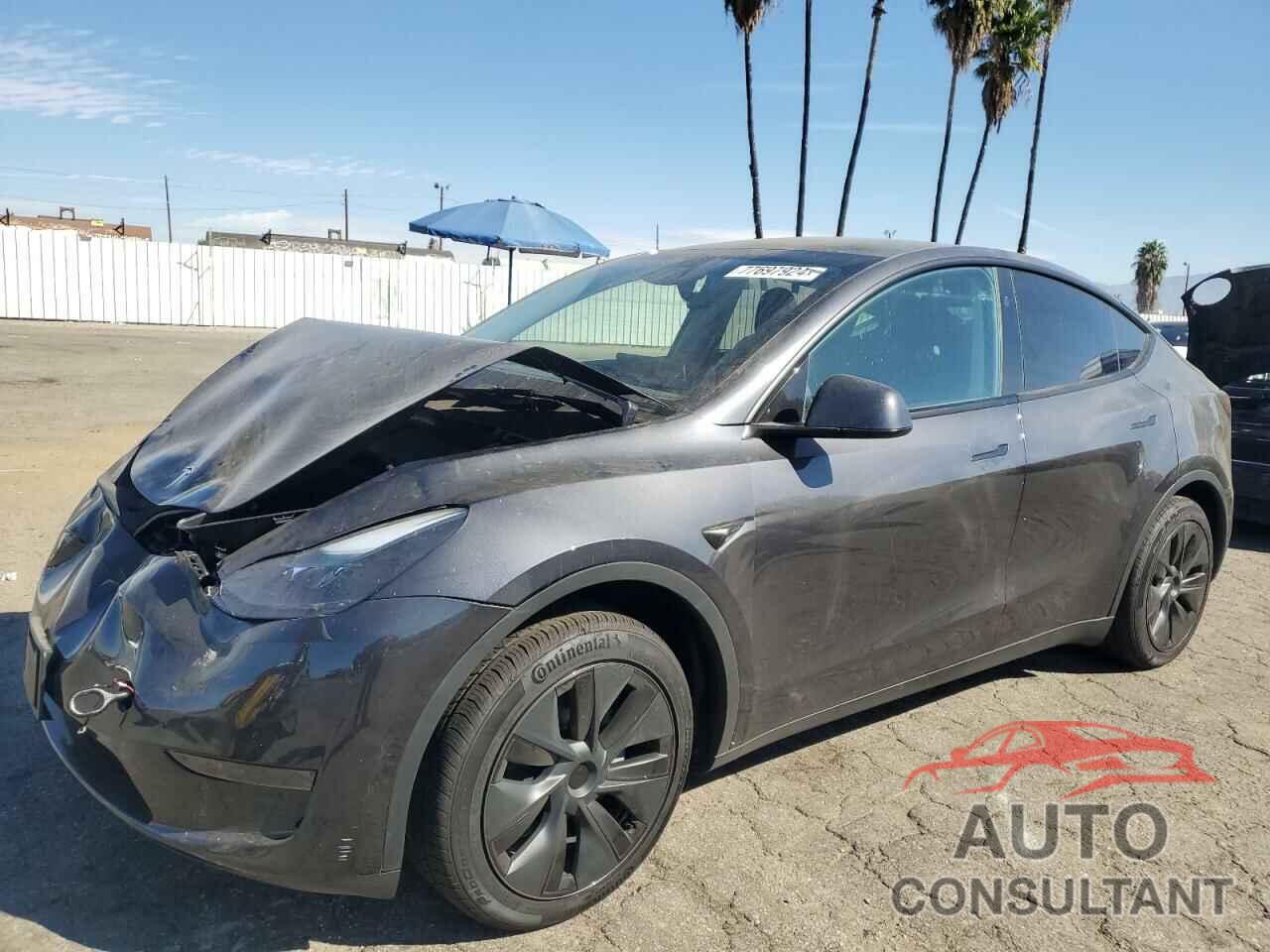 TESLA MODEL Y 2024 - 7SAYGDED7RF103158