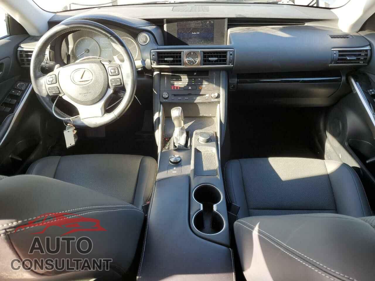 LEXUS IS 2020 - JTHAA1D20L5101578