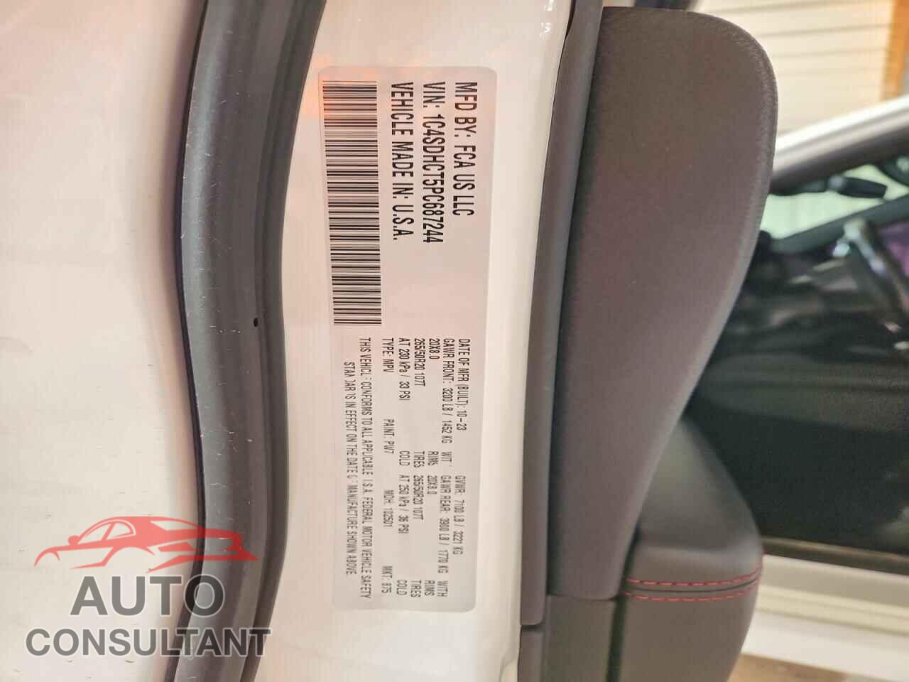 DODGE DURANGO 2023 - 1C4SDHCT5PC687244