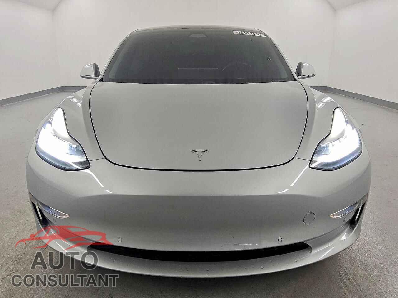 TESLA MODEL 3 2018 - 5YJ3E1EA6JF003476