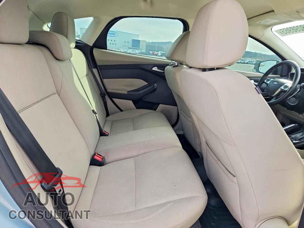FORD FOCUS 2014 - 1FADP3R42EL123234