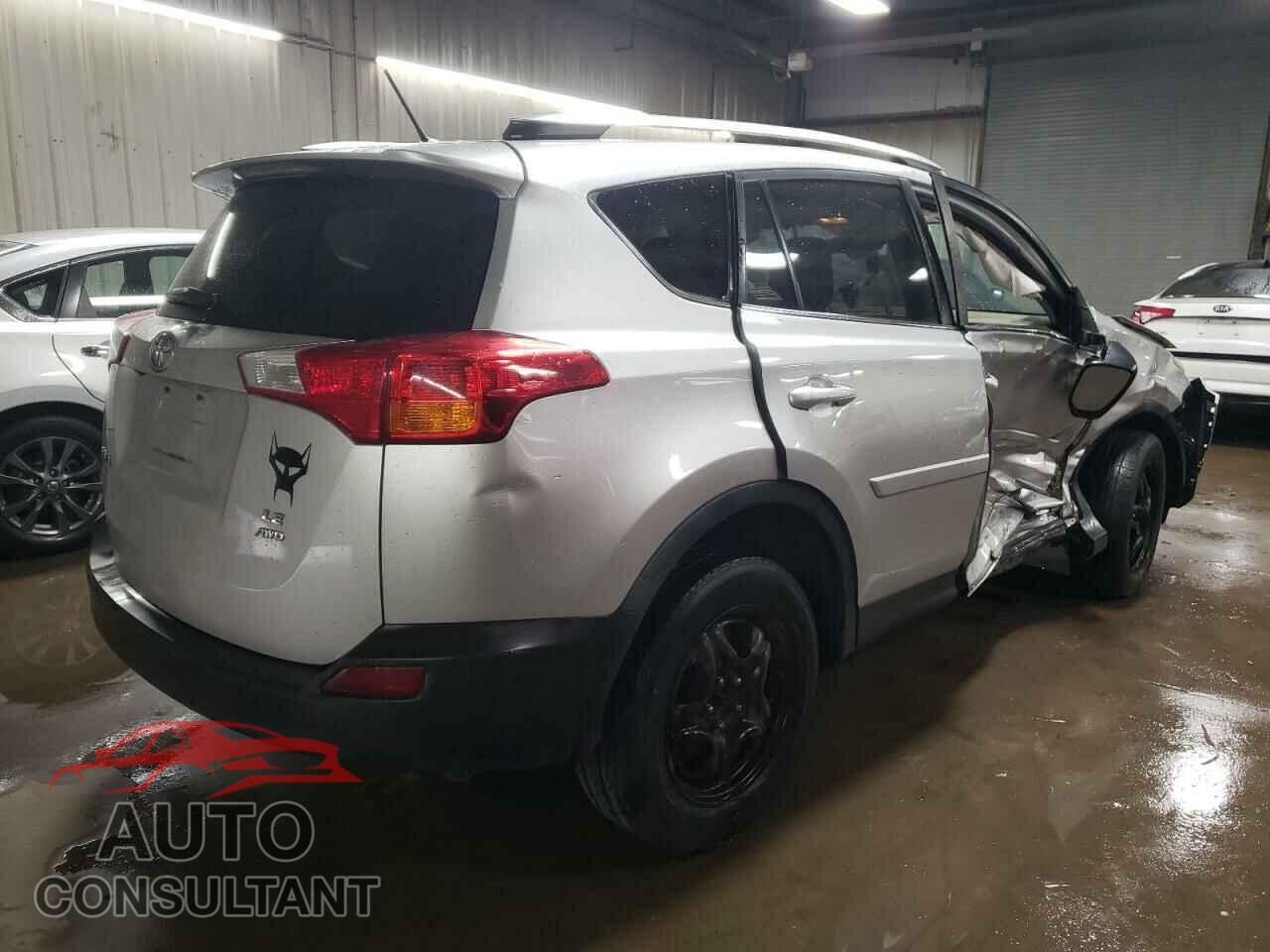 TOYOTA RAV4 2013 - 2T3BFREV8DW118265