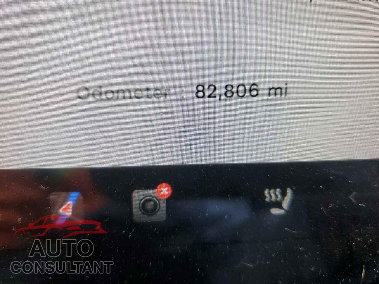 TESLA MODEL 3 2018 - 5YJ3E1EA9JF044295