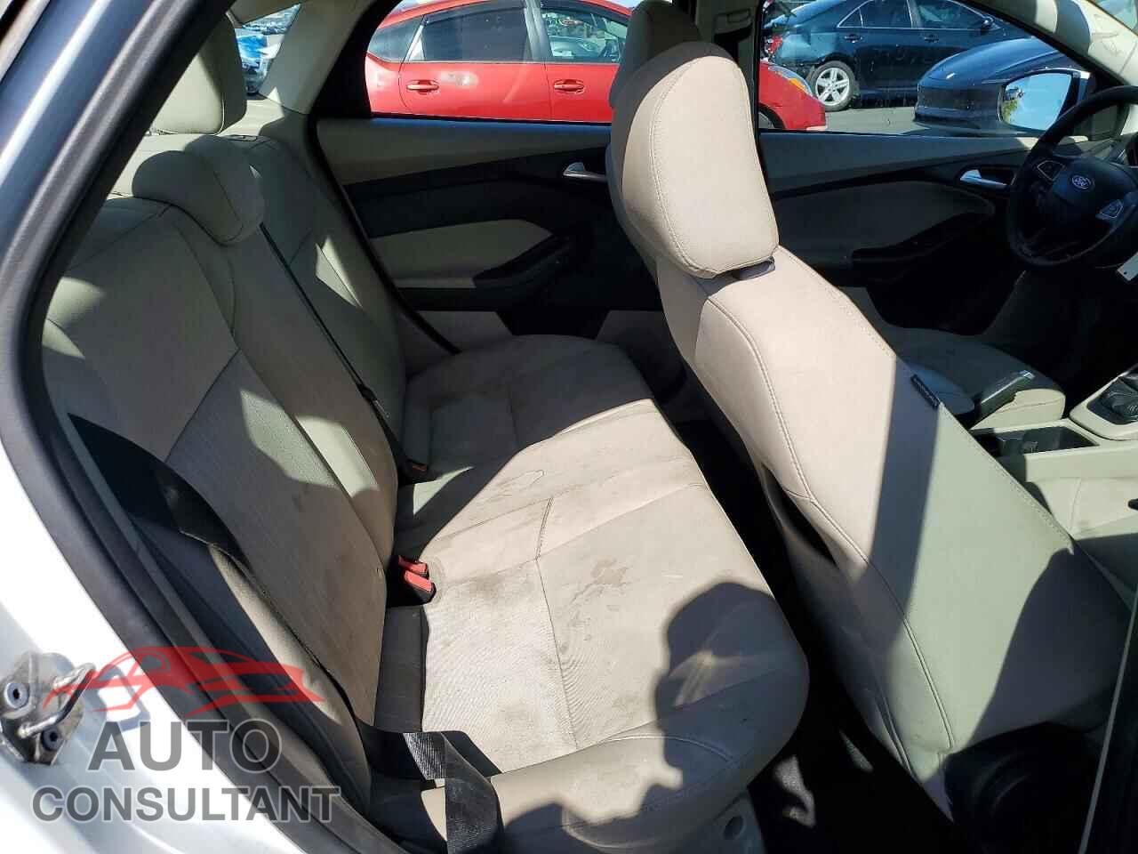 FORD FOCUS 2016 - 1FADP3F22GL233061