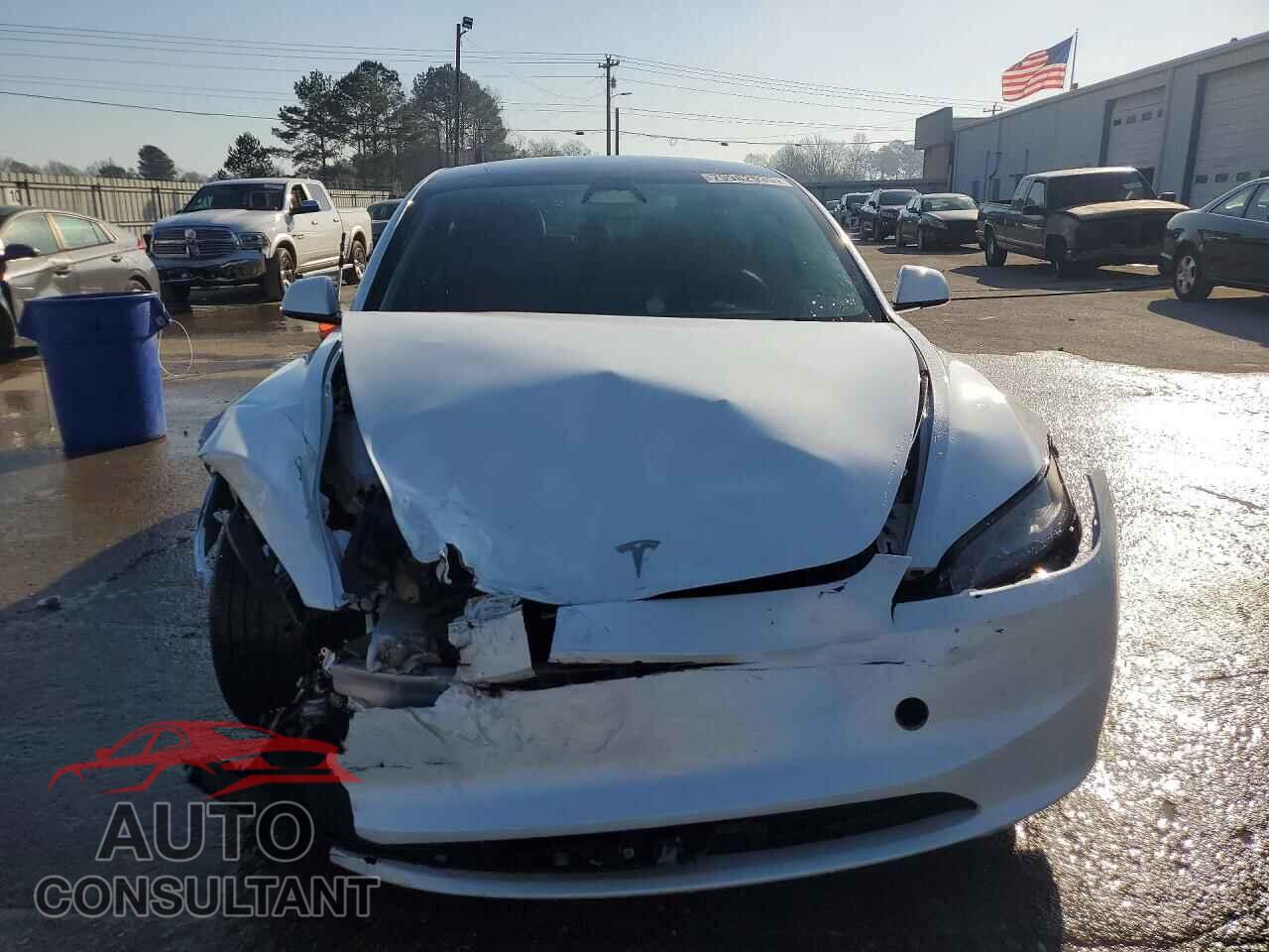 TESLA MODEL 3 2024 - 5YJ3E1EA5RF769467