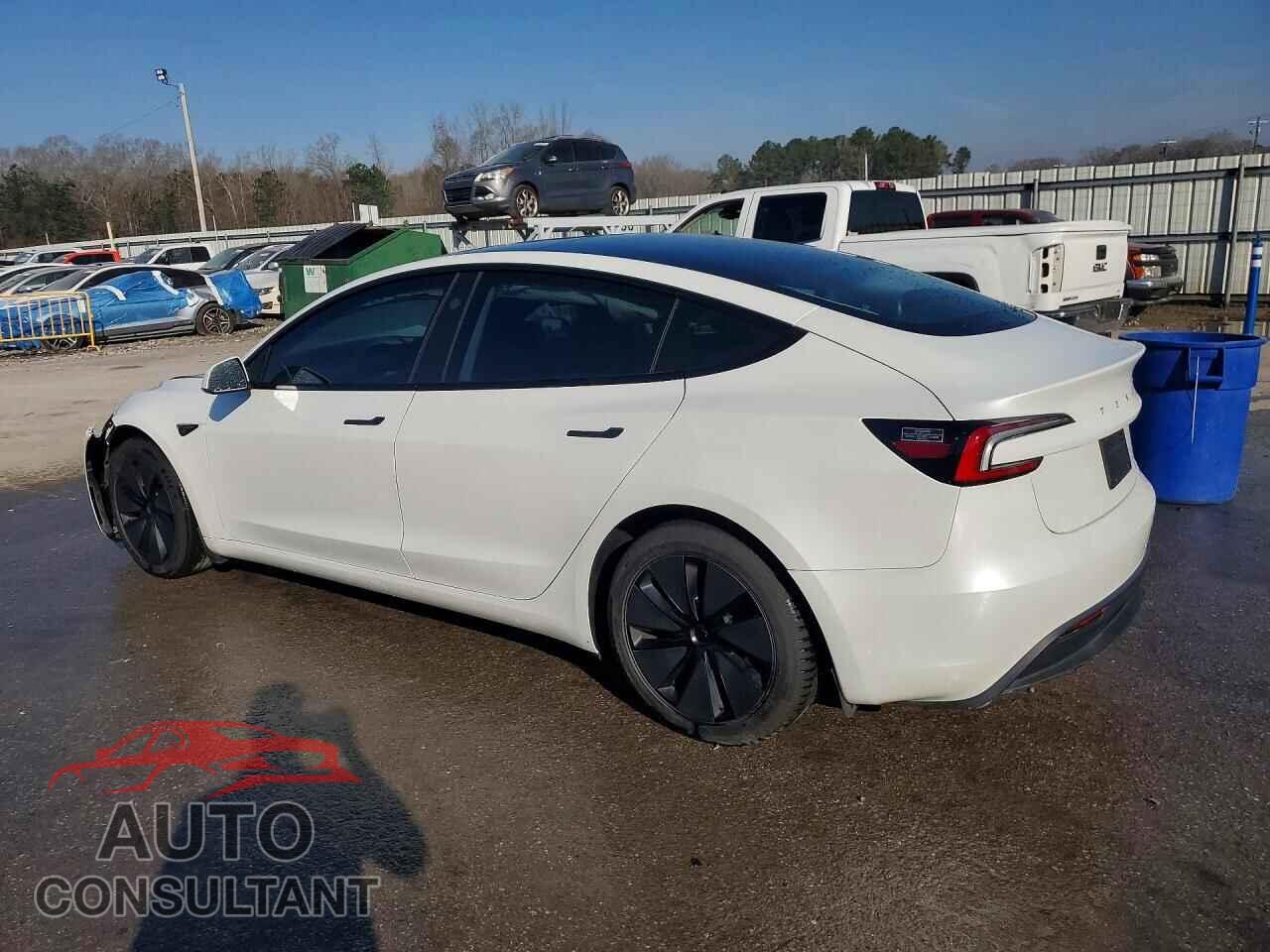 TESLA MODEL 3 2024 - 5YJ3E1EA5RF769467