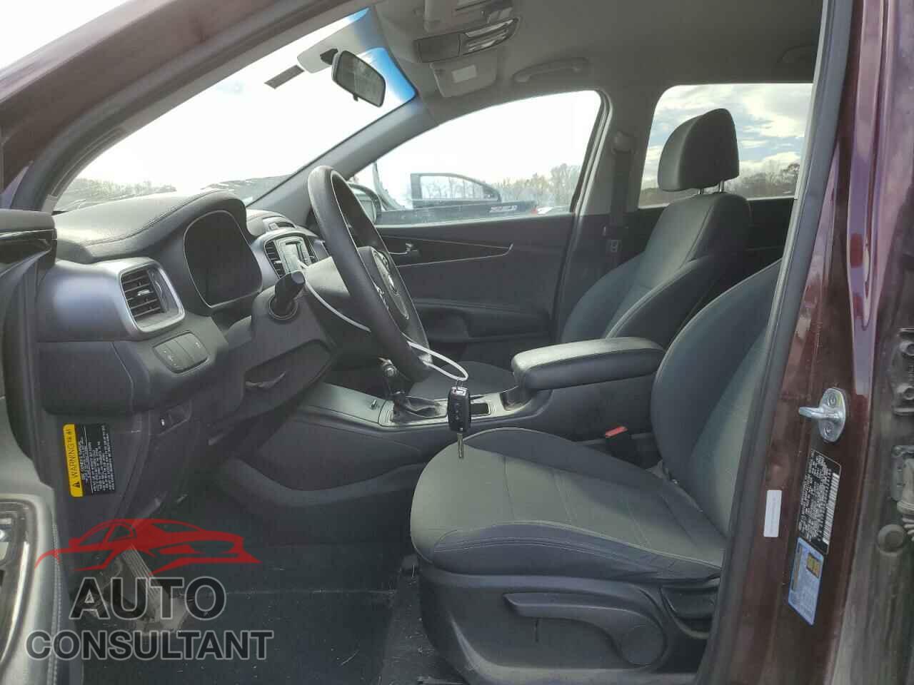 KIA SORENTO 2017 - 5XYPGDA50HG324180