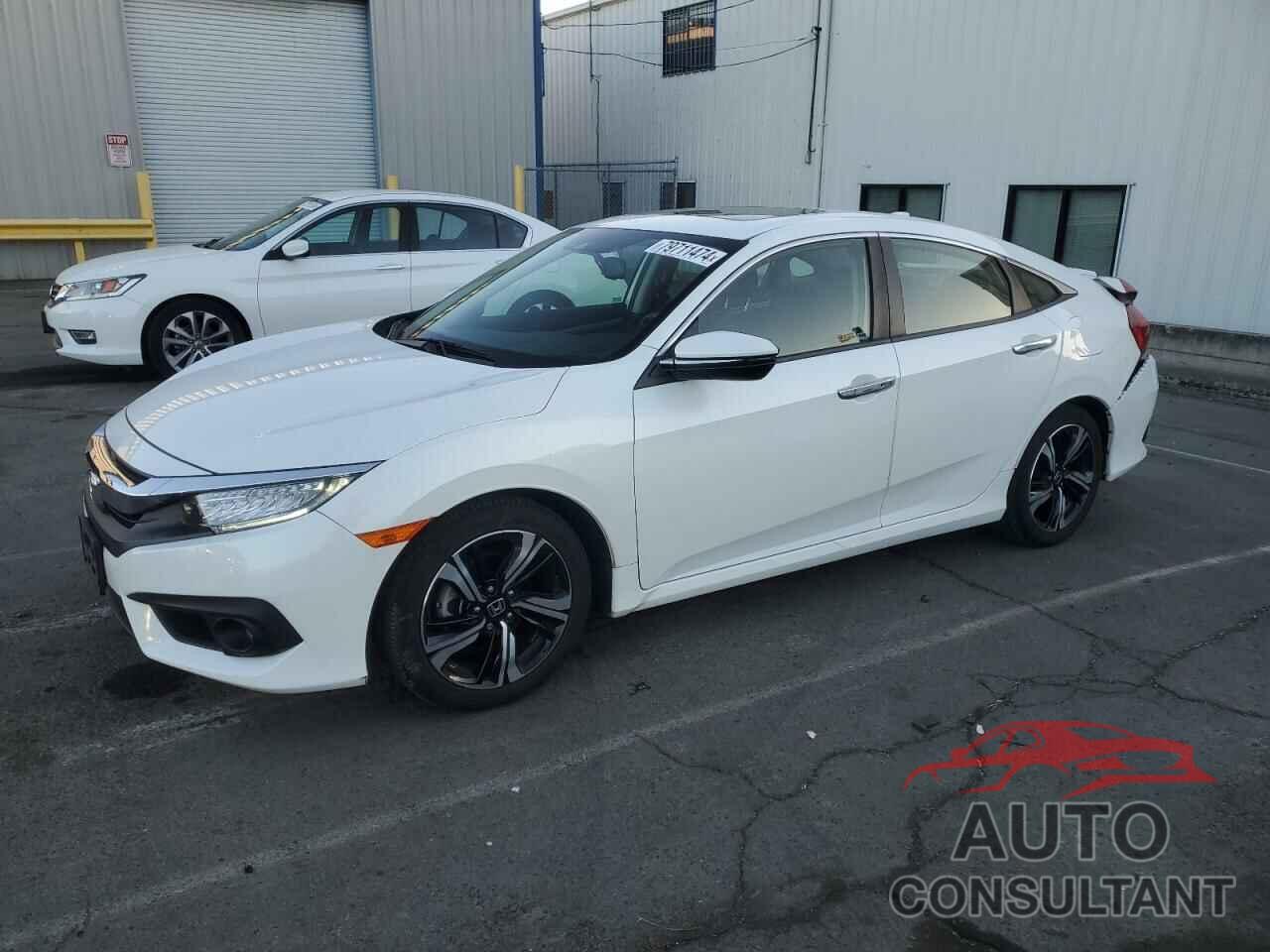 HONDA CIVIC 2018 - JHMFC1F9XJX011298