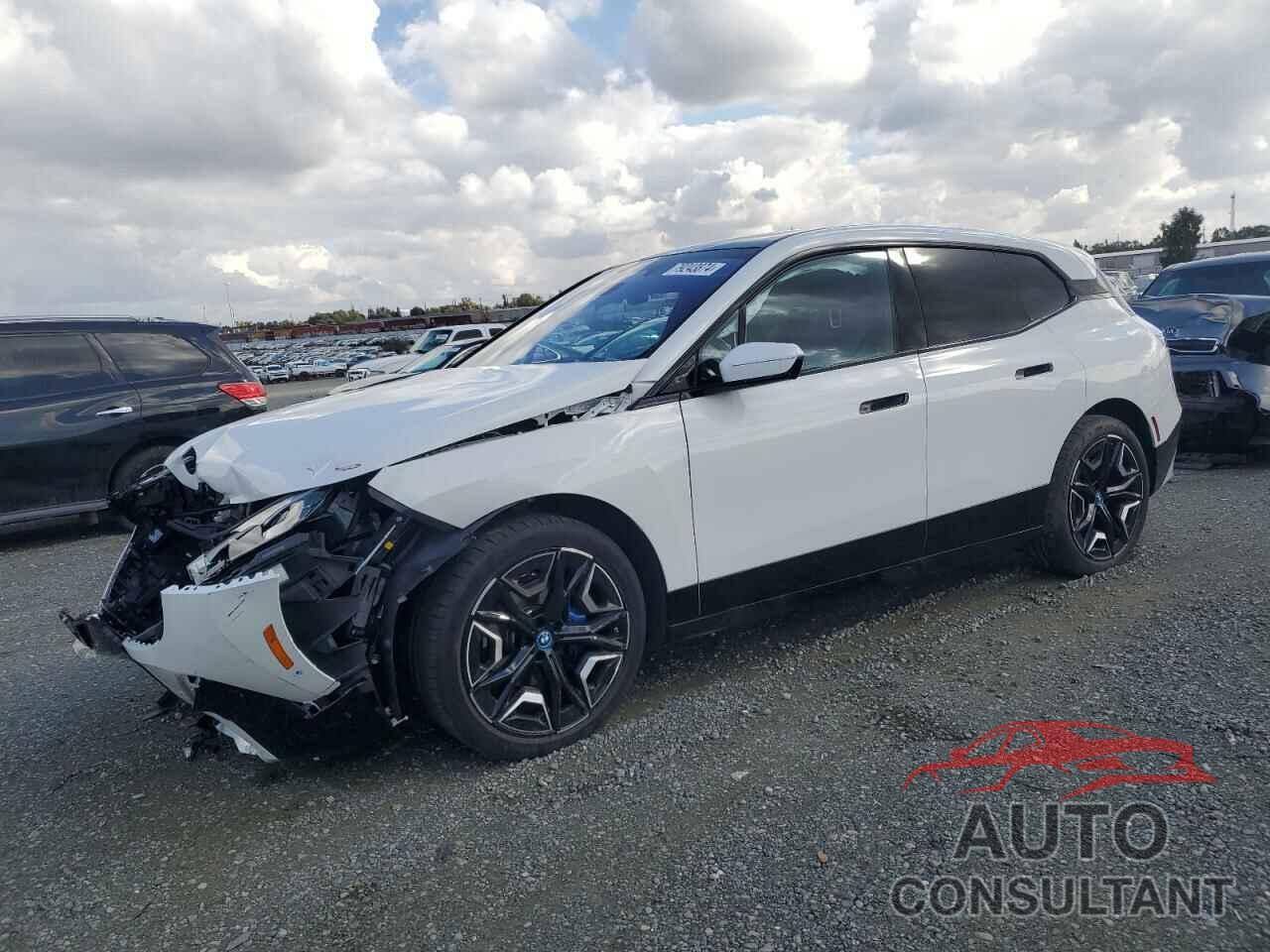 BMW IX XDRIVE5 2024 - WB523CF03RCP37032