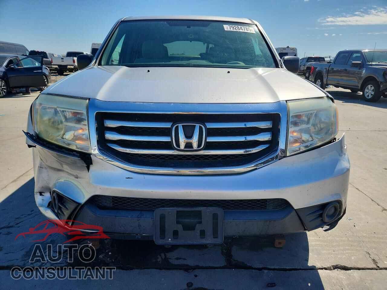 HONDA PILOT 2013 - 5FNYF4H21DB001034