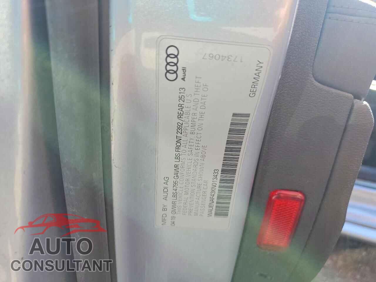 AUDI A4 2019 - WAUENAF43KN013433