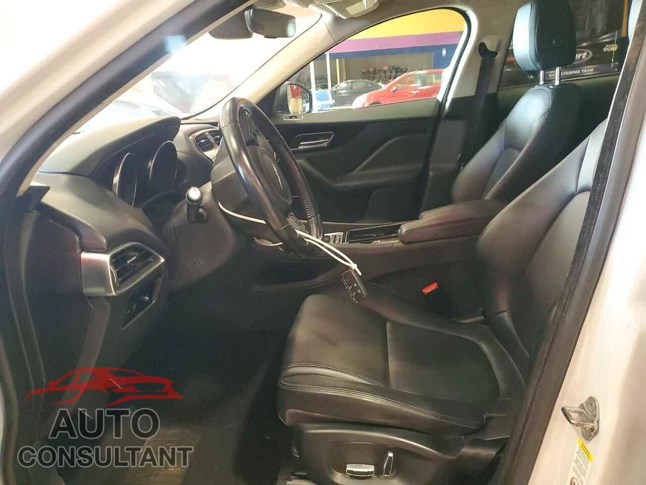 JAGUAR F-PACE 2019 - SADCJ2FX2KA608002