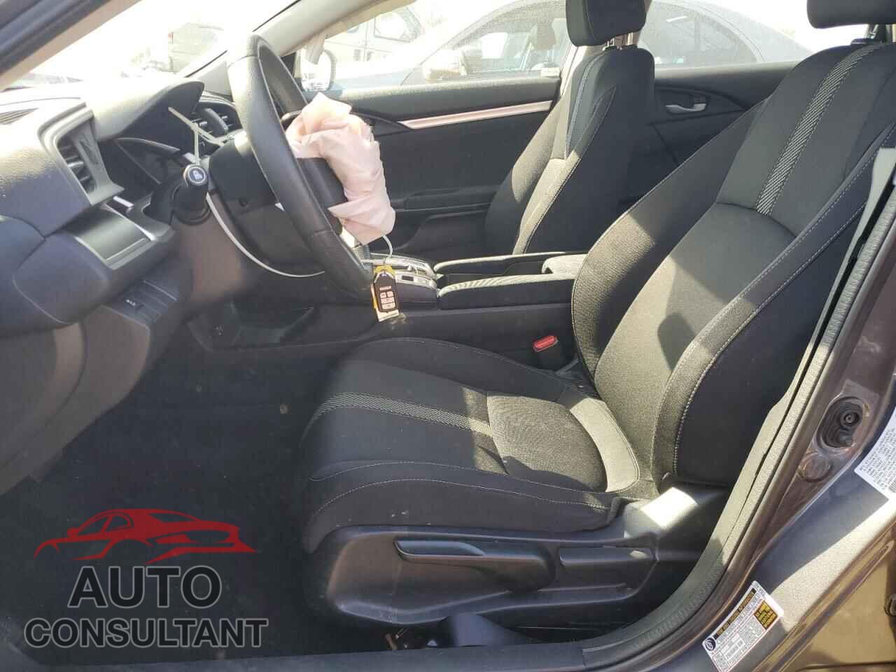 HONDA CIVIC 2018 - 2HGFC2F75JH545403