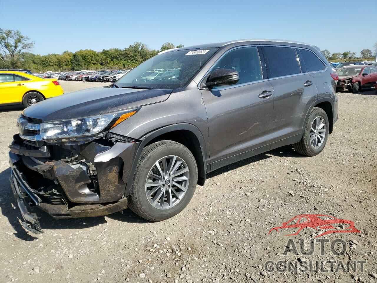 TOYOTA HIGHLANDER 2019 - 5TDJZRFH4KS617090