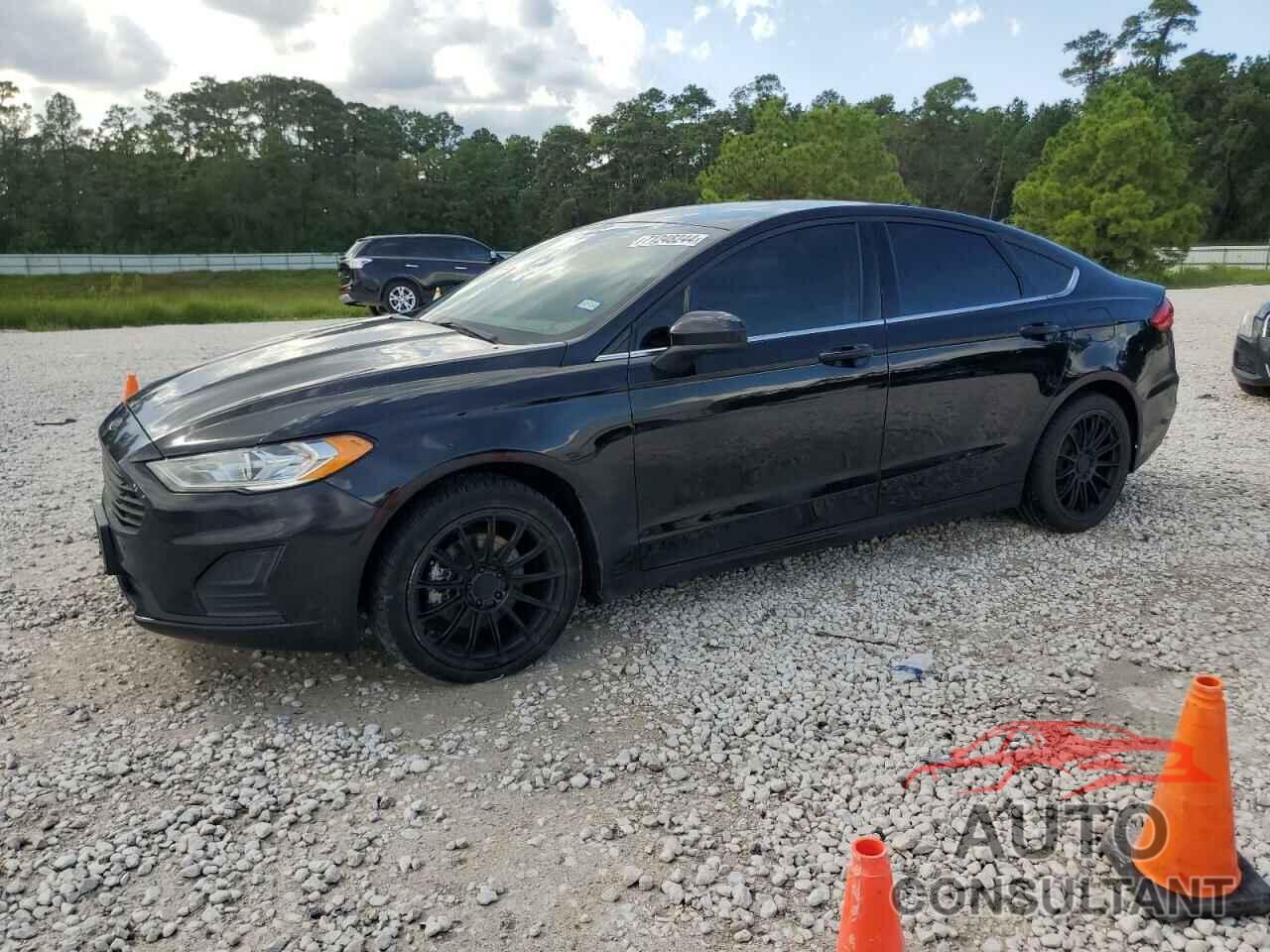FORD FUSION 2019 - 3FA6P0HD7KR282739