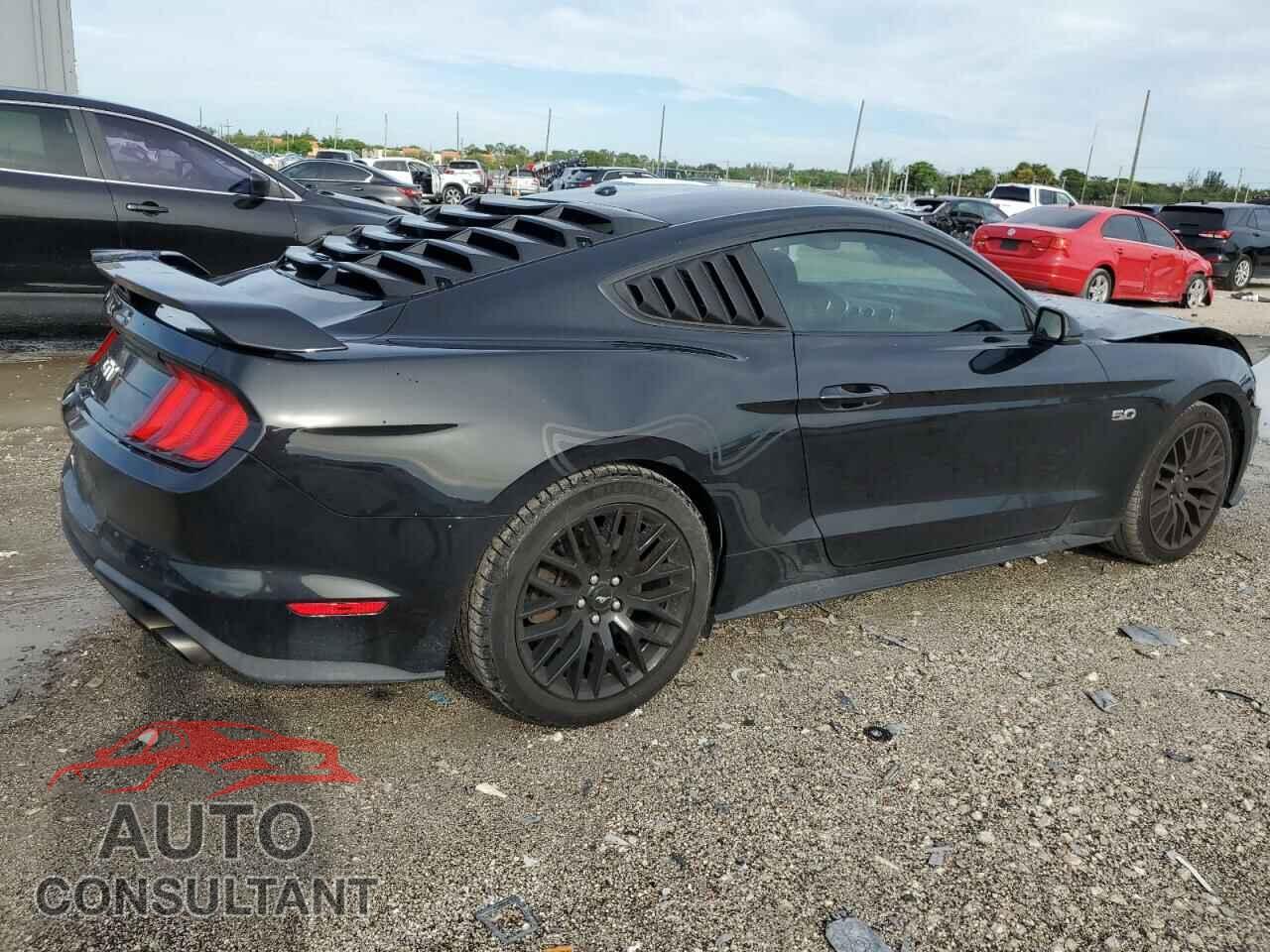 FORD MUSTANG 2020 - 1FA6P8CF0L5123430