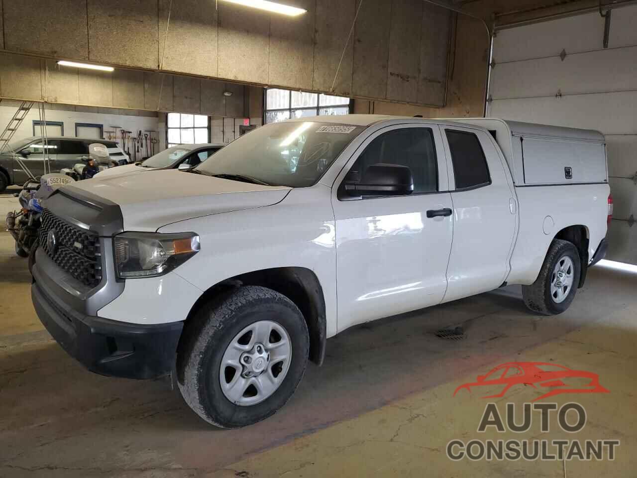 TOYOTA TUNDRA 2020 - 5TFUY5F14LX877786