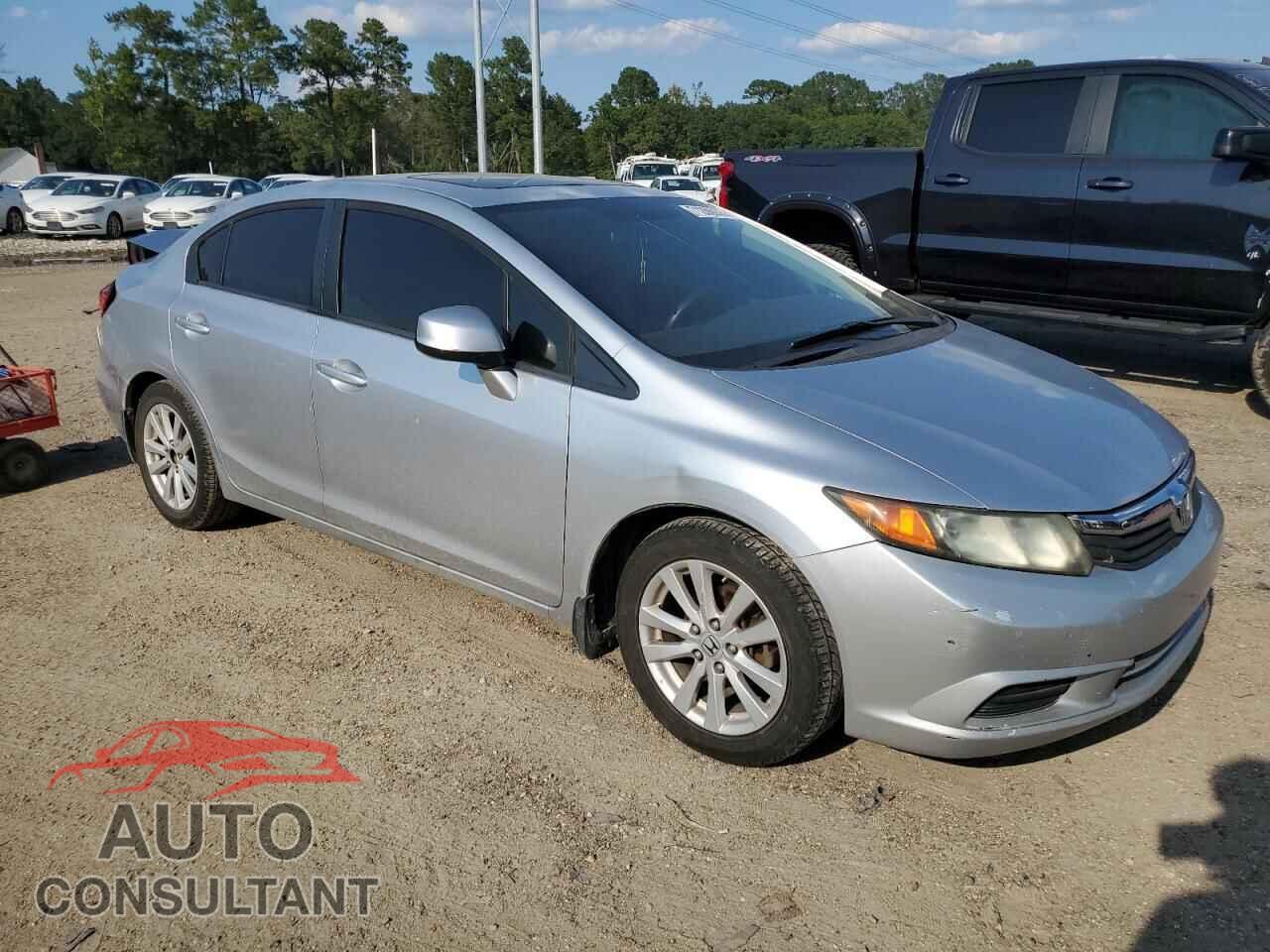 HONDA CIVIC 2012 - 2HGFB2F86CH524347