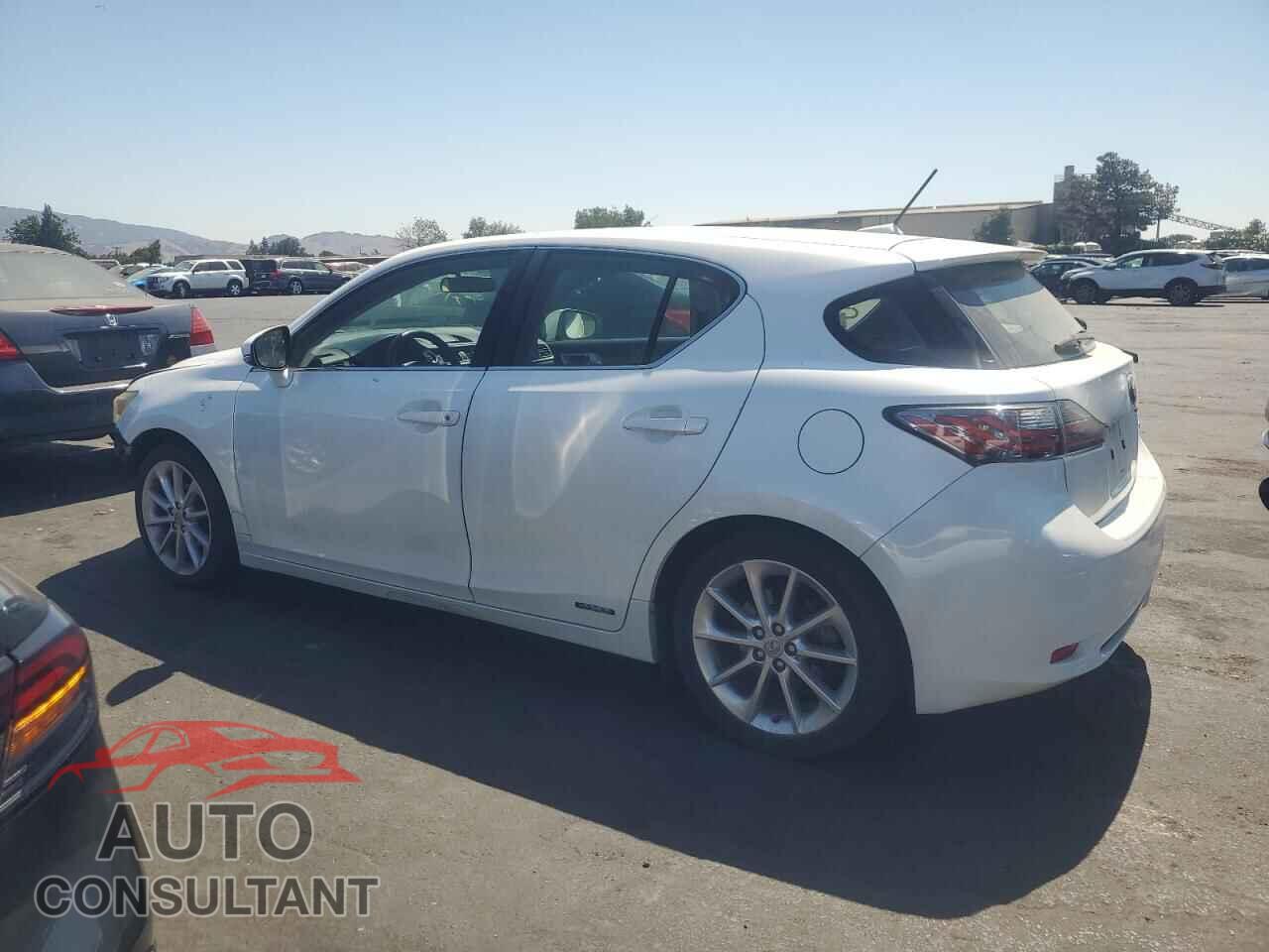 LEXUS CT 200 2012 - JTHKD5BH2C2121472